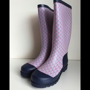 Vineyard vines rain boots